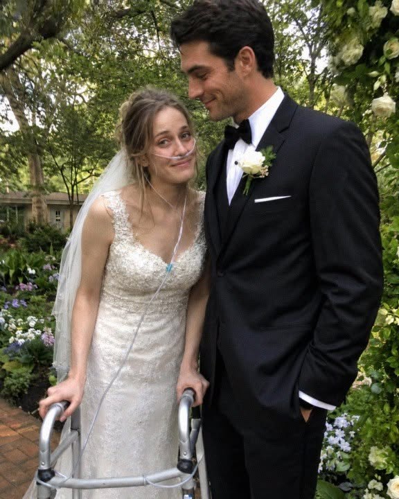 My Fiancé Walked Away When I Needed Him Most – But a Complete Stranger Turned My Wedding Day Into Something I Never Could Have Imagined