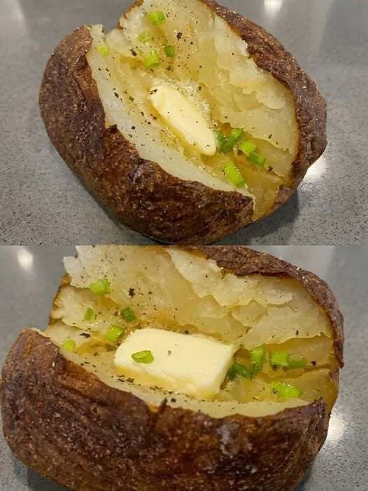 The Brilliant Oven Method That Creates The Crispiest Fluffiest Baked Potatoes You’ve Ever Tasted At Home