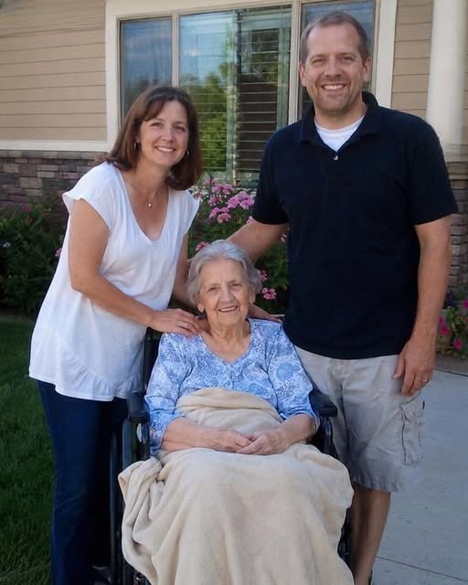 I Left My Career to Care for My Husband’s Mother — Then Her Lawyer Handed Me an Envelope at Her Funeral, Right After My Husband Handed Me Divorce Papers