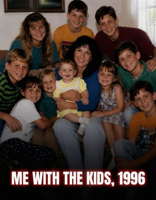 I Raised My Fiancé’s 10 Kids After He Walked Away Before Our Wedding — Three Decades Later, His Lawyer Arrived With a Letter That Changed Everything