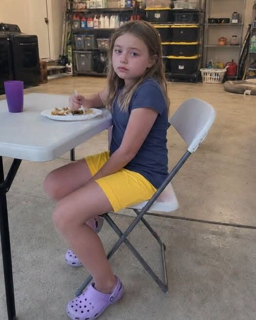 I Discovered My Daughter Having Dinner in the Garage Because Grandma Told Her She ‘Didn’t Deserve a Spot at the Table’ – My Mother-in-Law Went White When She Understood What I Had Done