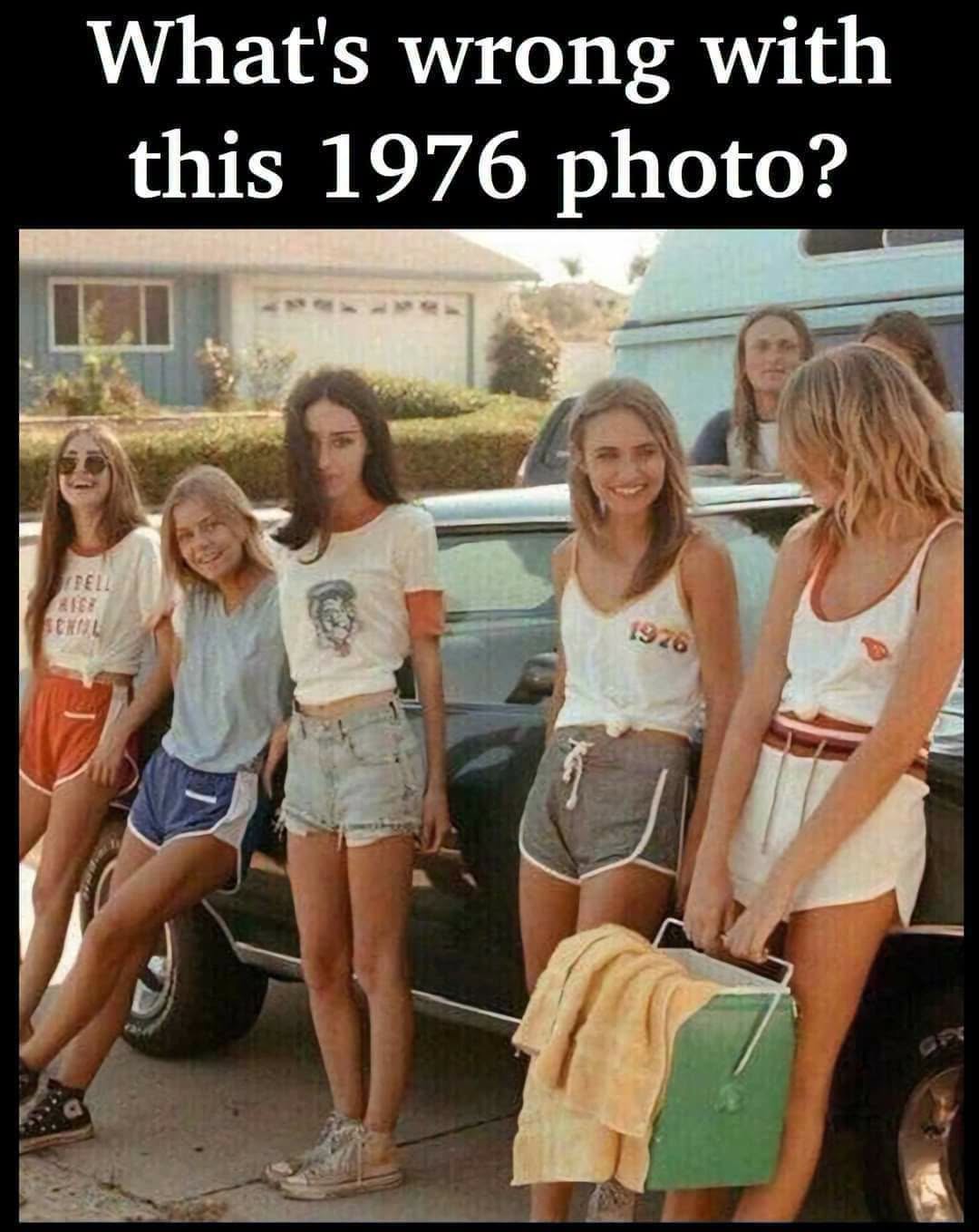11 Ways BFF Relationships Have Changed From The ’90s Versus Today